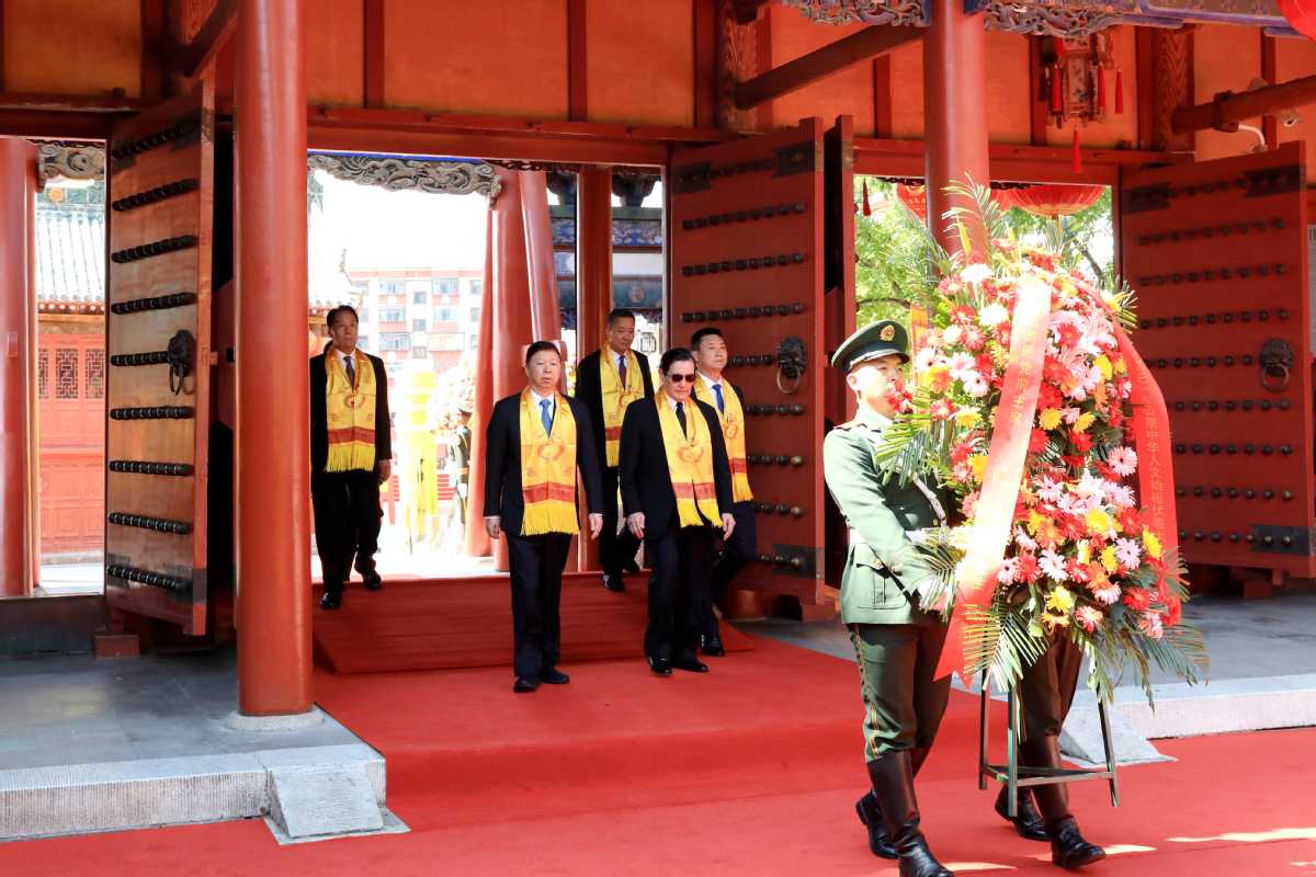 Former KMT chair leads Taiwan delegation to honor Fuxi, Chinese culture