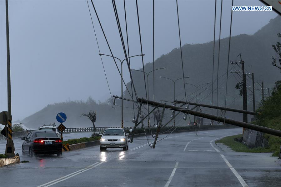 Typhoon Meranti leaves 1 dead, 51 injured in Taiwan